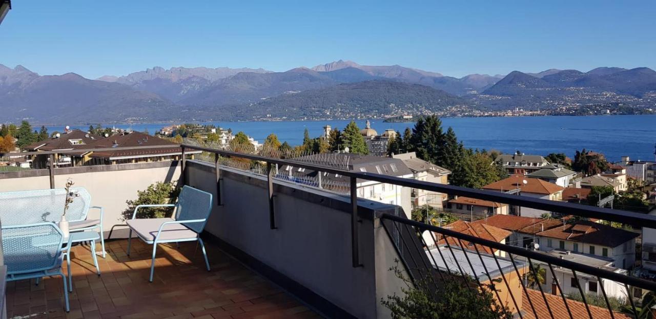 Terrace Lake View Stresa Buitenkant foto